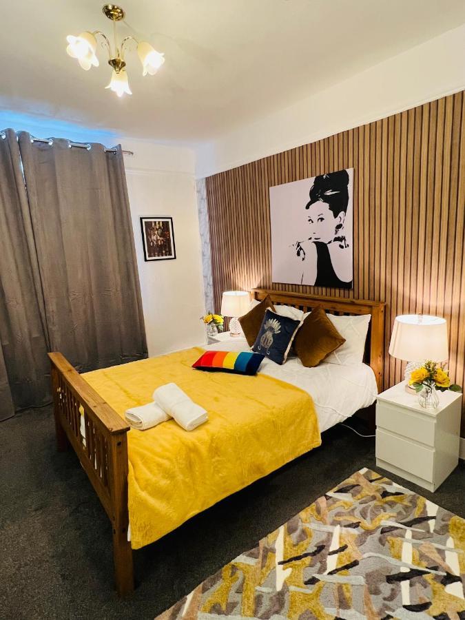 2-Bedroom Plus Living Room Flats Near Edgware Road Londra Exterior foto