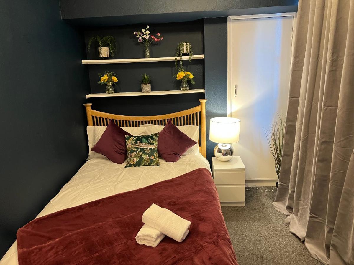 2-Bedroom Plus Living Room Flats Near Edgware Road Londra Exterior foto