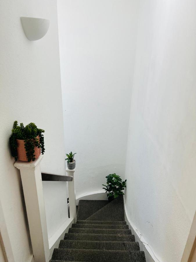 2-Bedroom Plus Living Room Flats Near Edgware Road Londra Exterior foto